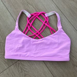 Lululemon pink sports bra